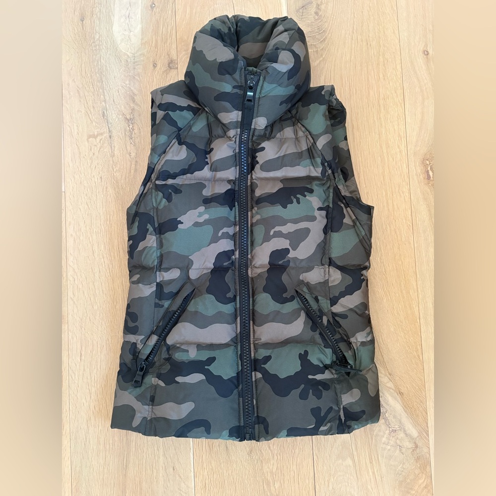SAM Camouflage Zip-Up Vest